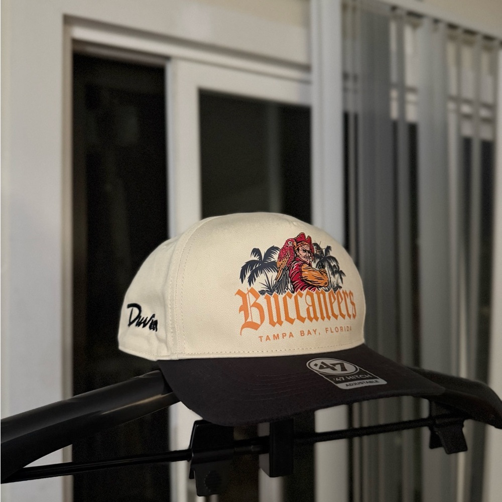 Tampa Bay Buccaneers Hat - Picture 3 of 3